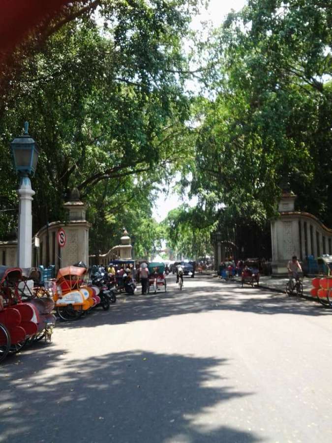 gerbang alun alun solo