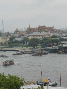 Chao Phraya....  and Watt Pho as background...