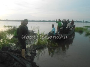 Bergegas meninggalkan tanjung...